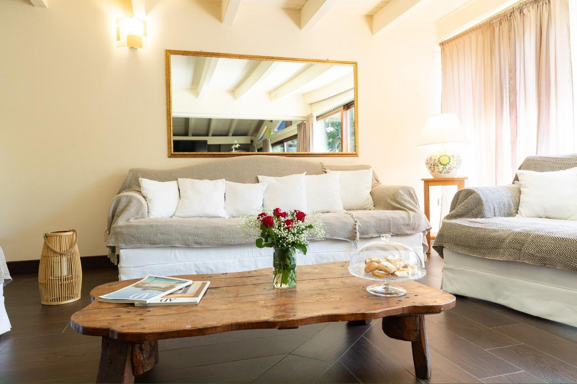 Villa Niloan Olbia Extérieur photo